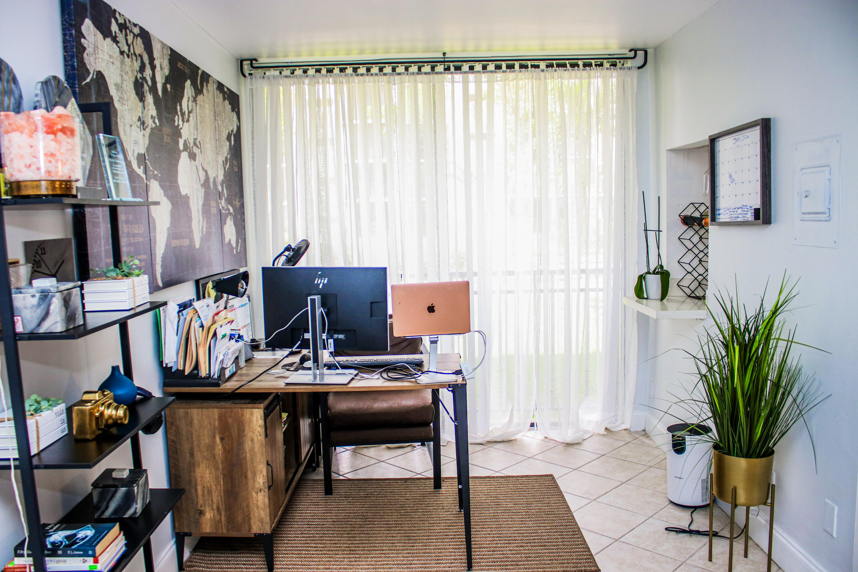 PLAZA OF AMERICAS CONDO PART 3 - Residential