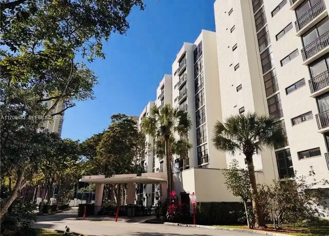 17011 N Bay Road 104