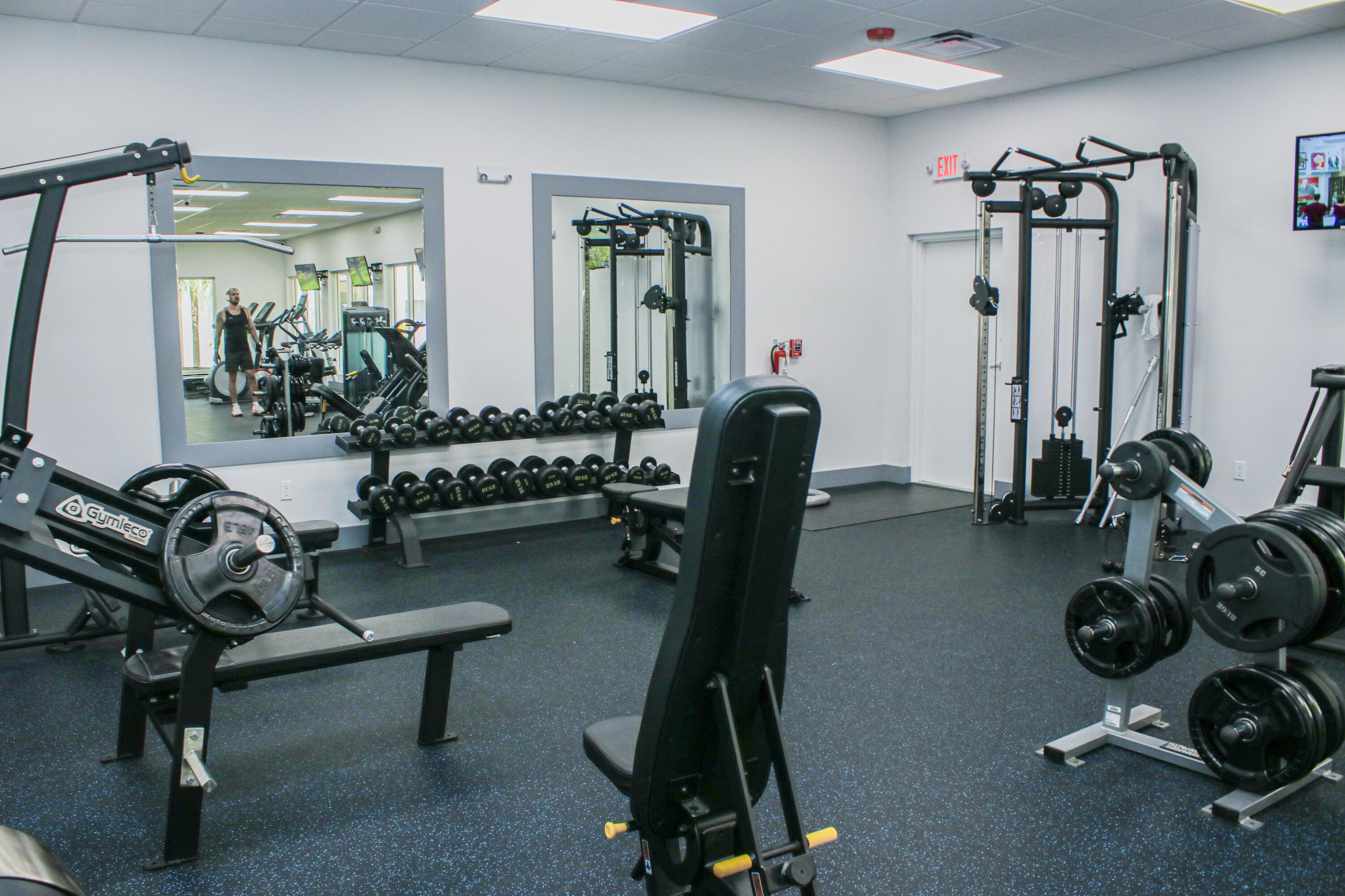 PLAZA OF AMERICAS CONDO PART 3 - Residential