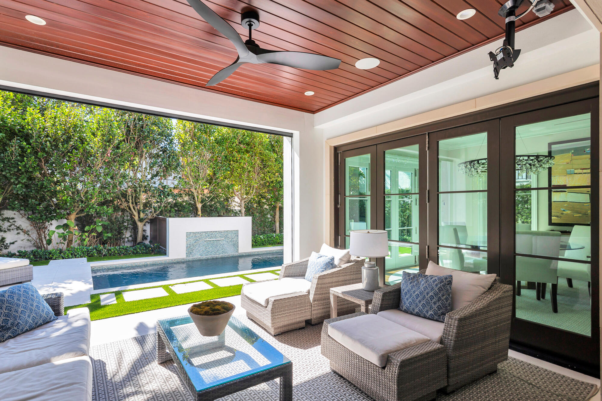 OCEAN PARK H W ROBBINS - Residential