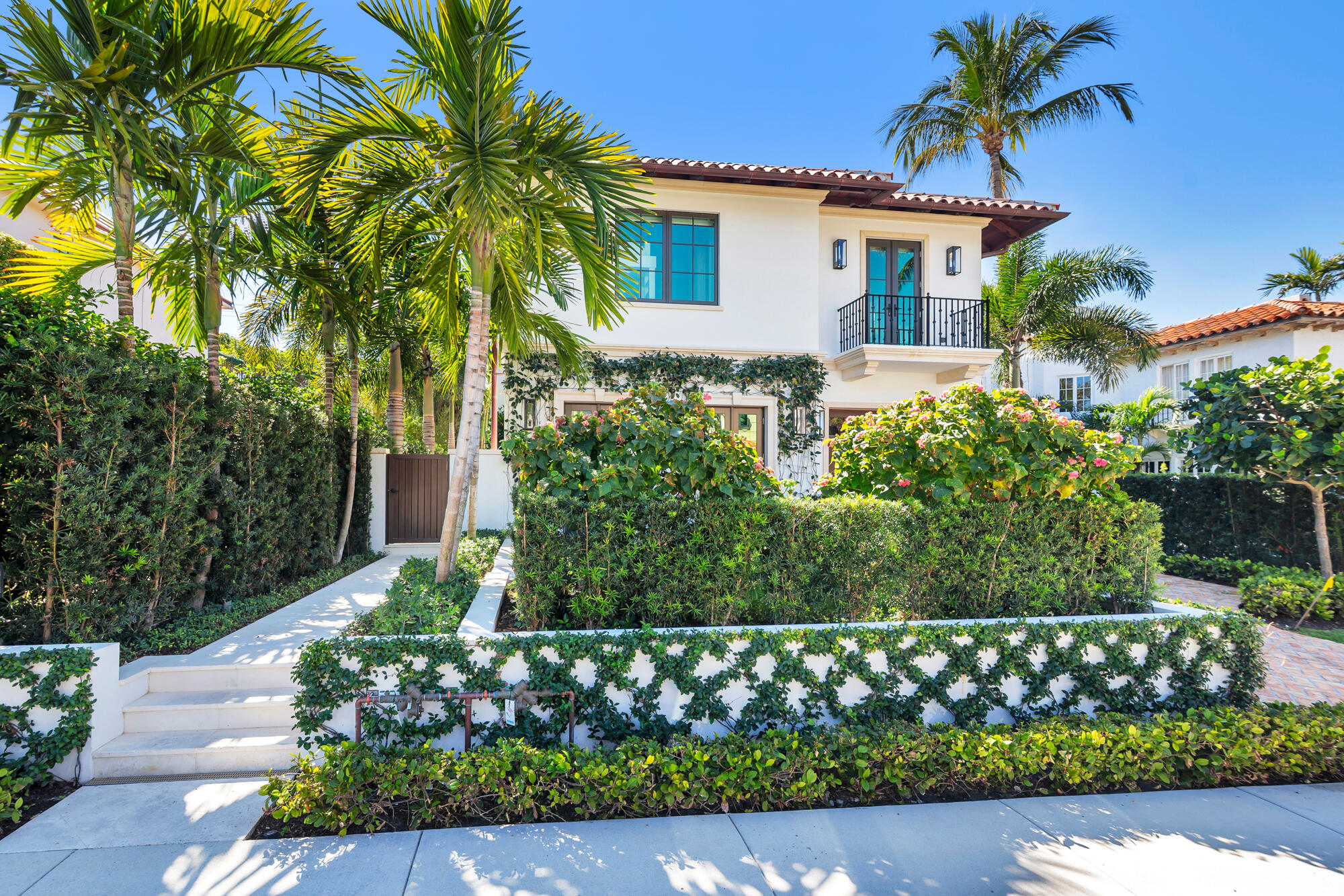 OCEAN PARK H W ROBBINS - Residential