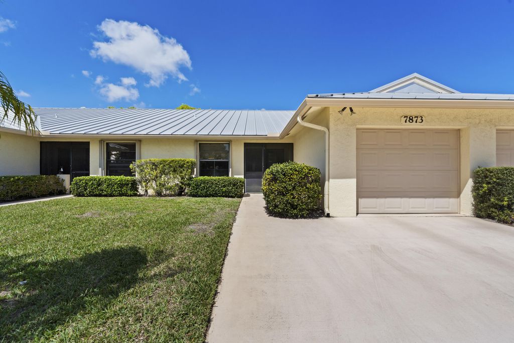 Photo of 7873 SE Sugar Sand Circle, Hobe Sound, FL 33455 (MLS # B26000348)