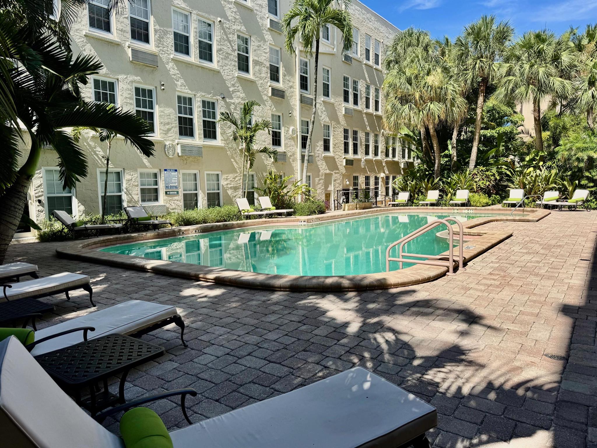 PALM BEACH HOTEL CONDO - Residential