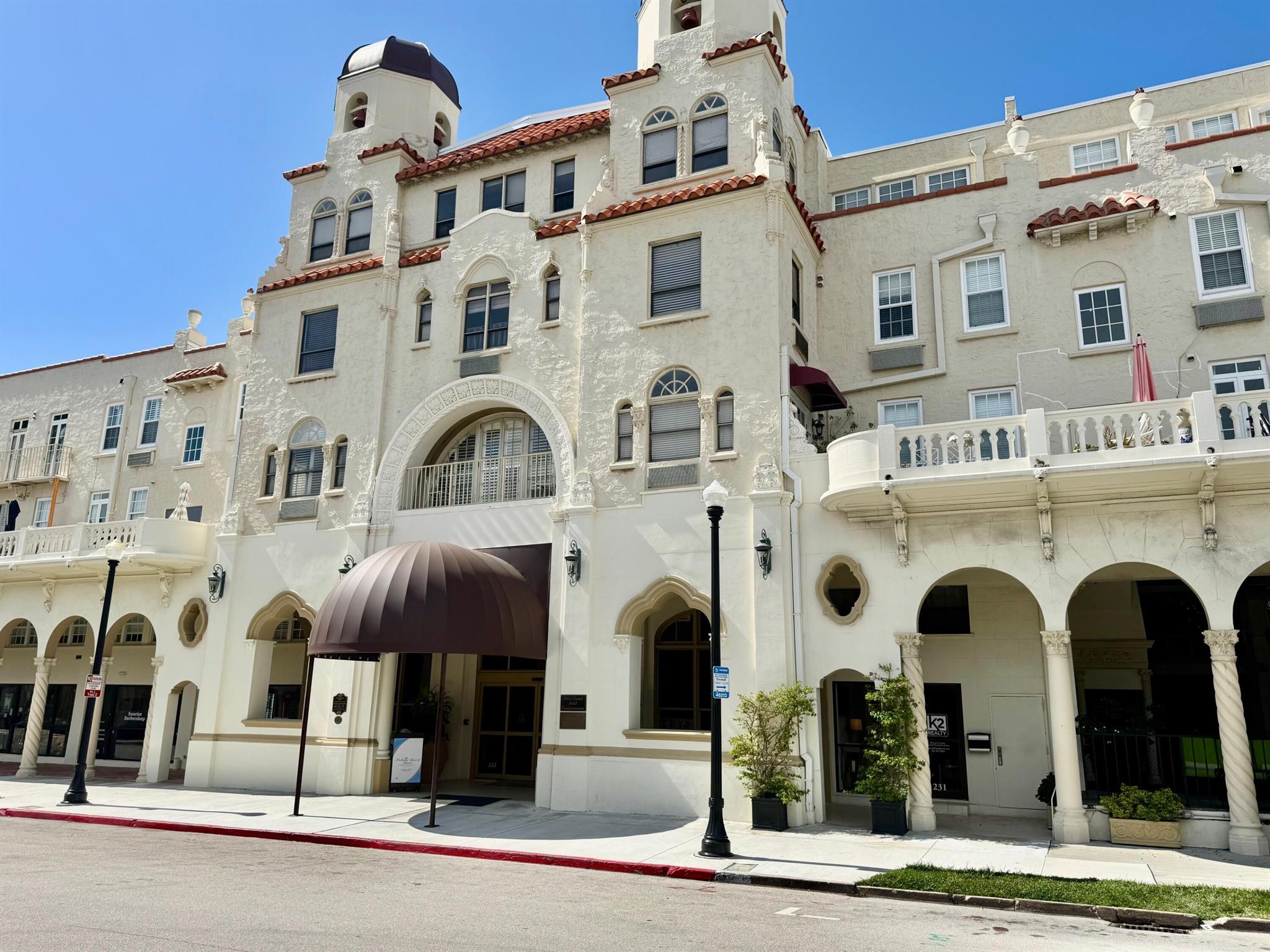 Calling all Investors! Now is your chance to own a condominium in the heart of Palm Beach at the historic Palm Beach Hotel. No rental restrictions make it possible to rent out this studio apartment out for the year, month or night. The Hotel was constructed in 1925 and was designated a historic landmark on the national register in 2008. The building has its own Pool, Gym, Spa, laundry services as well as a 24-Hour doorman. The monthly HOA fee covers electric, water, waste, cable, internet, phone, security, insurance and access to amenities. Schedule your private showing today.