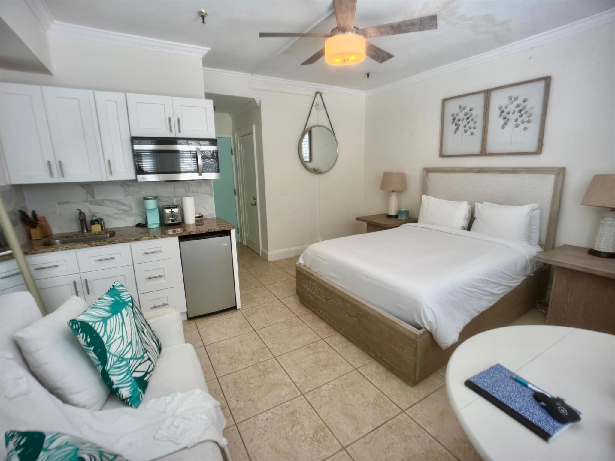 PALM BEACH HOTEL CONDO - Residential