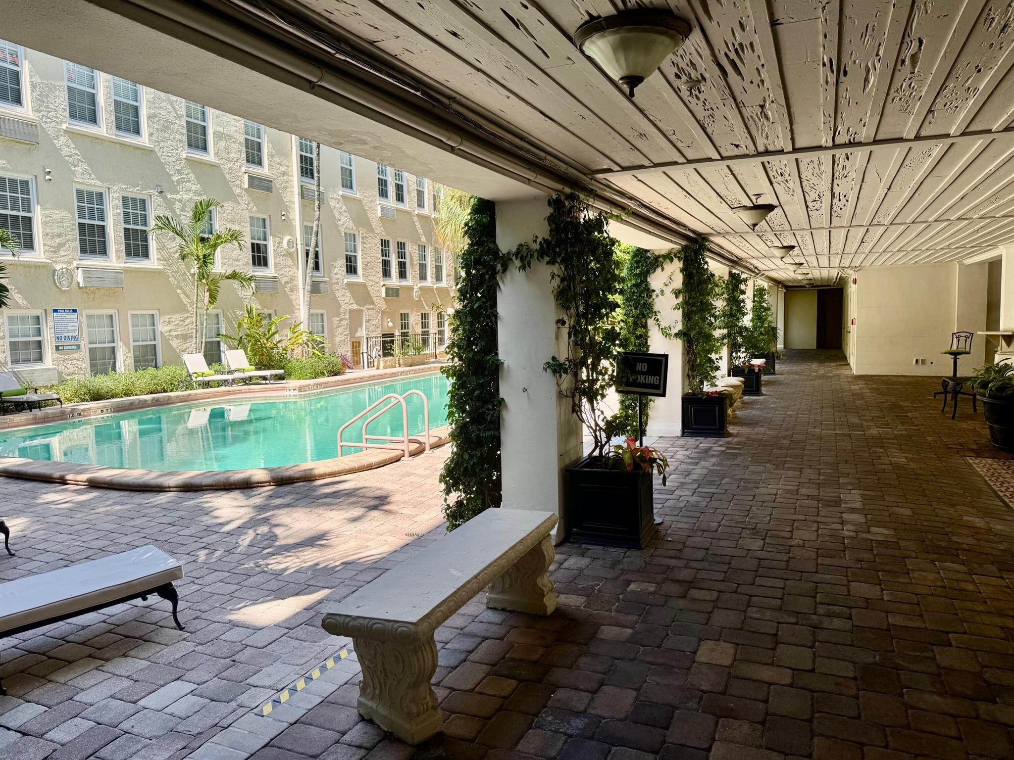 PALM BEACH HOTEL CONDO - Residential