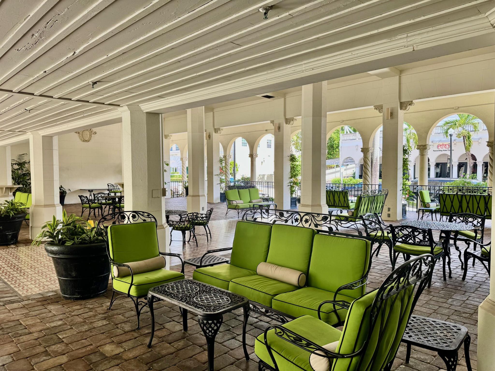 PALM BEACH HOTEL CONDO - Residential