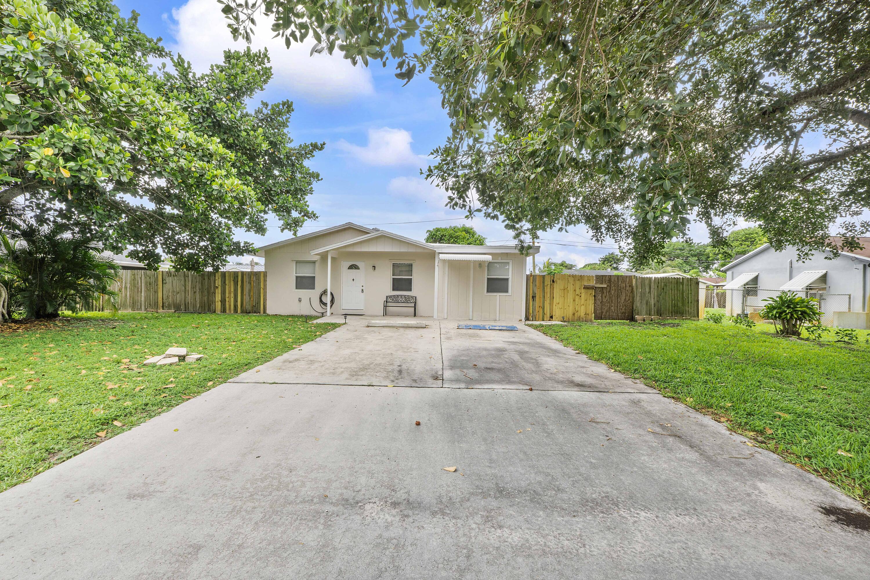 3344 Plaza Place