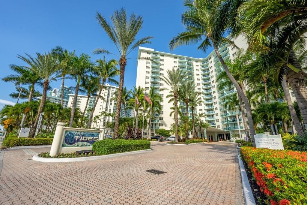 Photo of 3801 S OCEAN Drive #10S, Hollywood, FL 33019 (MLS # B26070172)