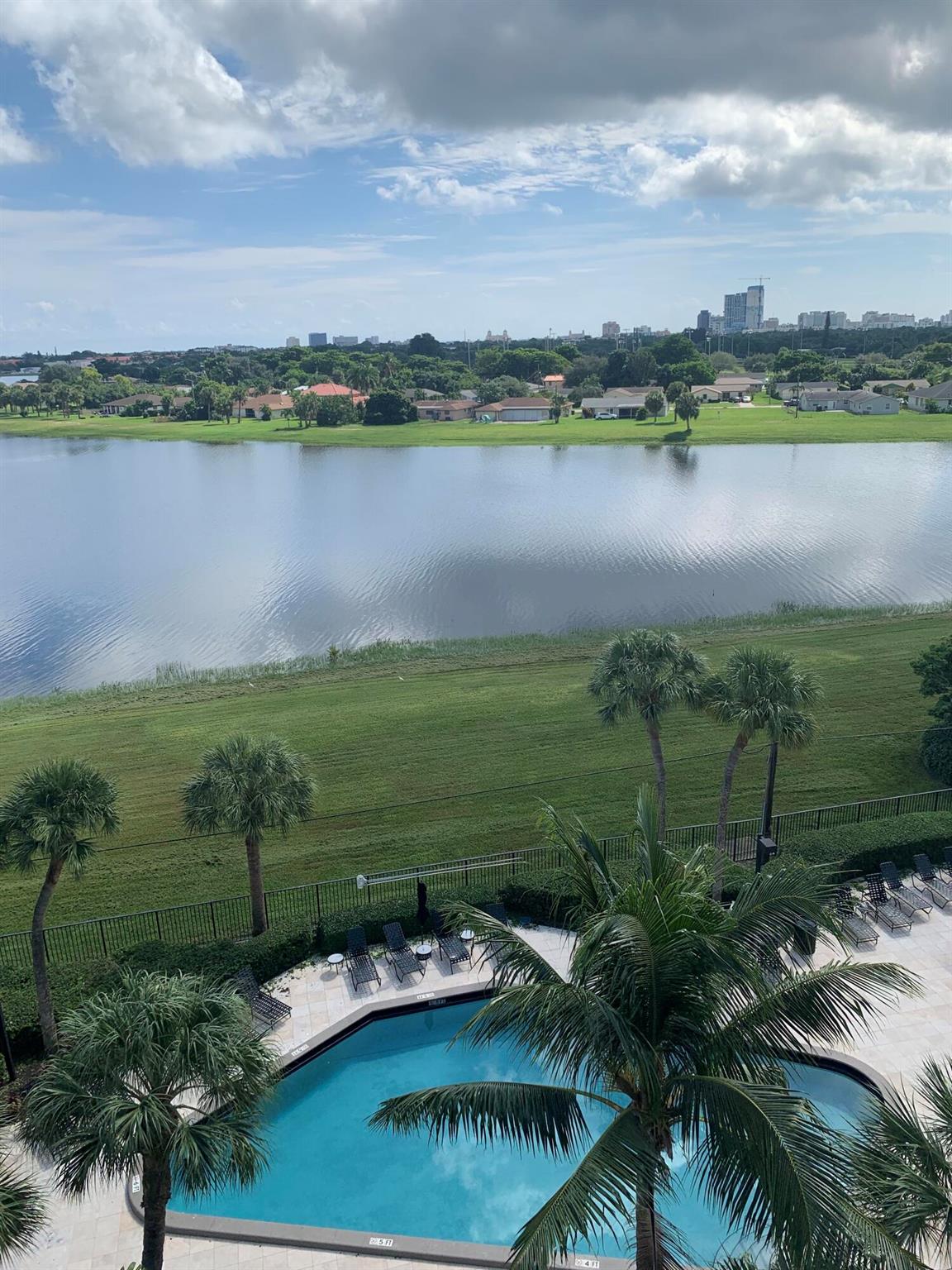 LAKESHORE CLUB CONDO - Residential Lease