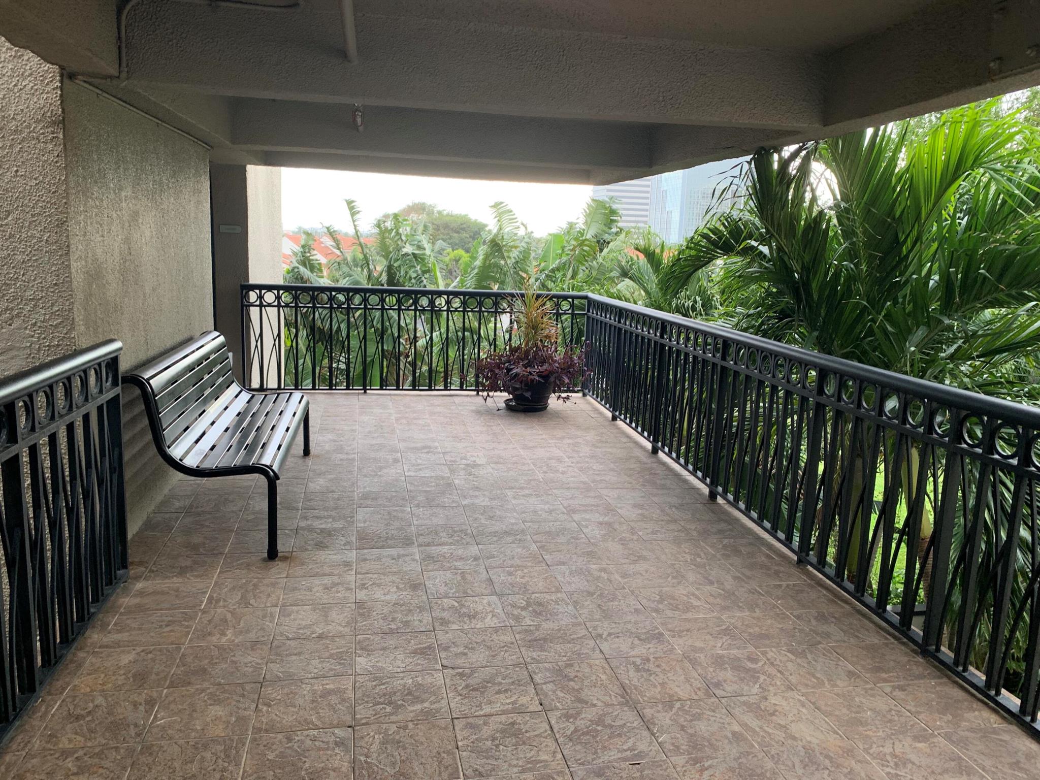 LAKESHORE CLUB CONDO - Residential Lease