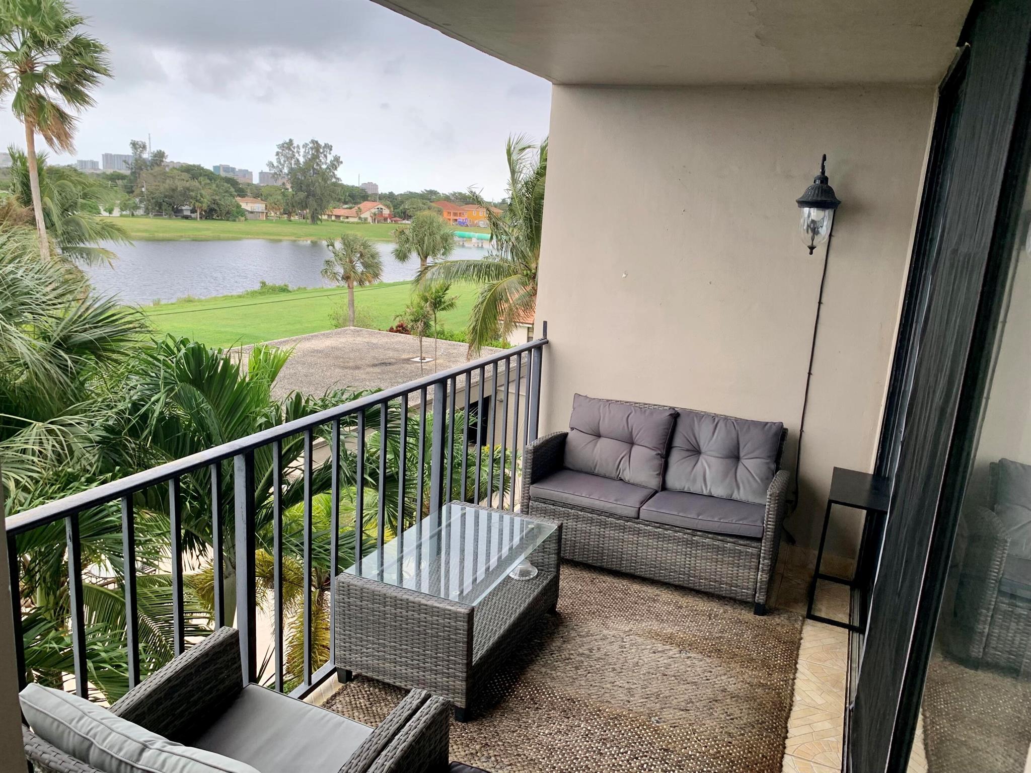 LAKESHORE CLUB CONDO - Residential Lease