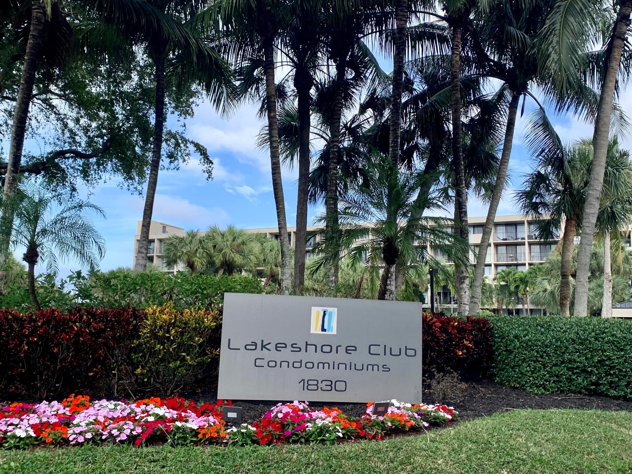 LAKESHORE CLUB CONDO - Residential Lease