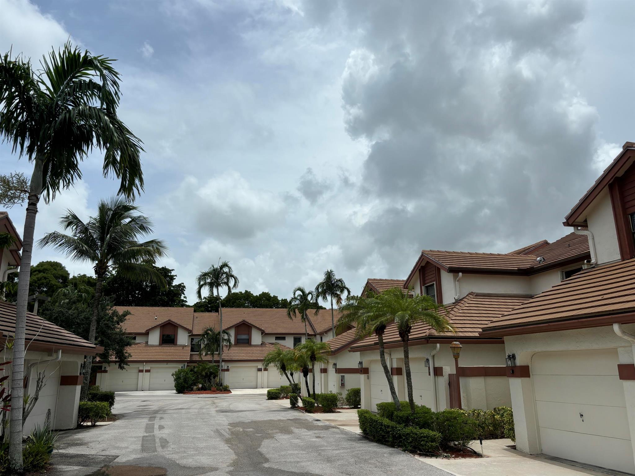 SHORES AT WELLINGTON II C - Residential Lease