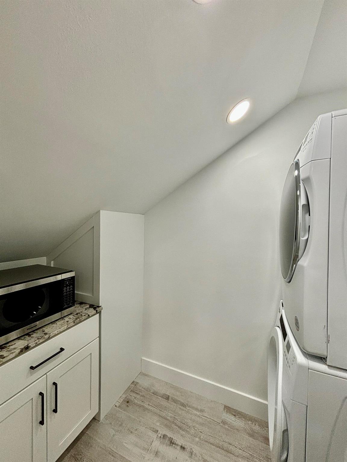 SHORES AT WELLINGTON II C - Residential Lease