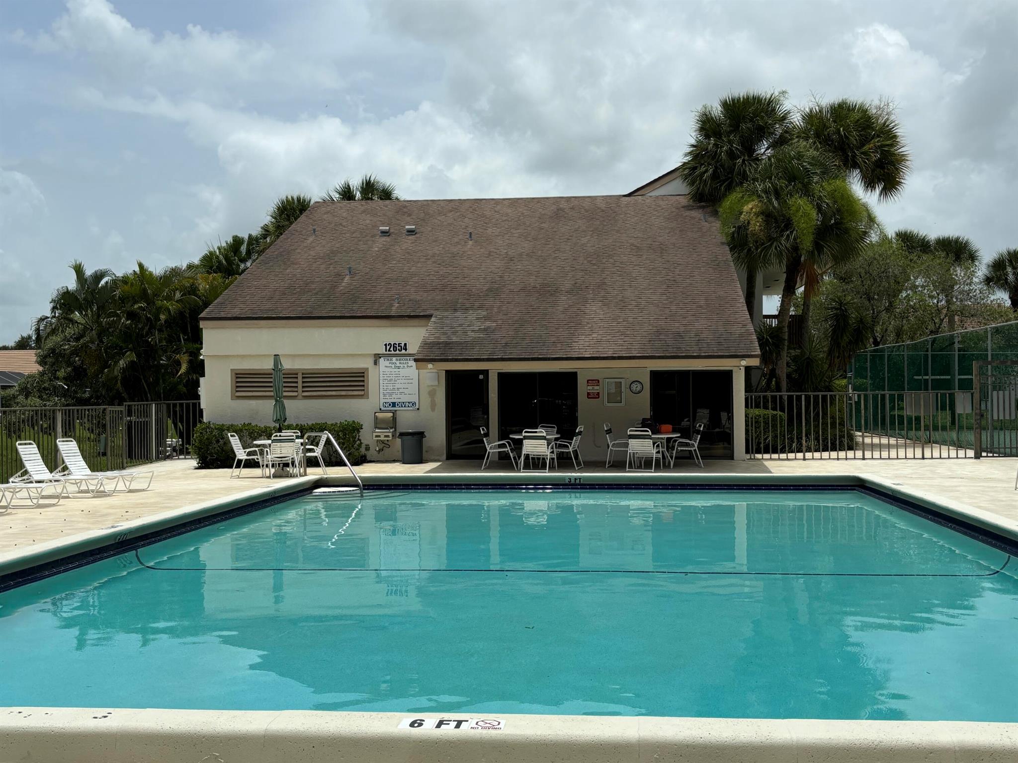 SHORES AT WELLINGTON II C - Residential Lease