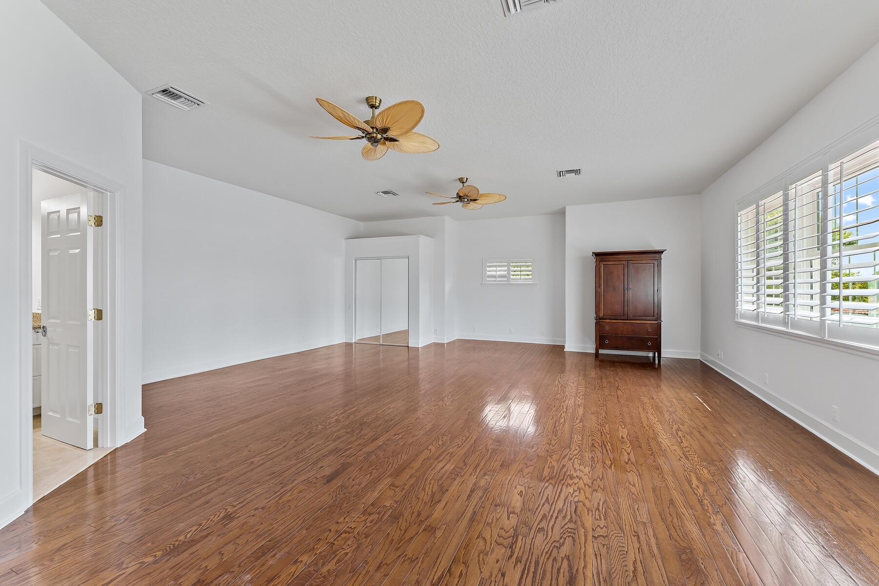 HOBE SOUND GOLF CLUB - Residential