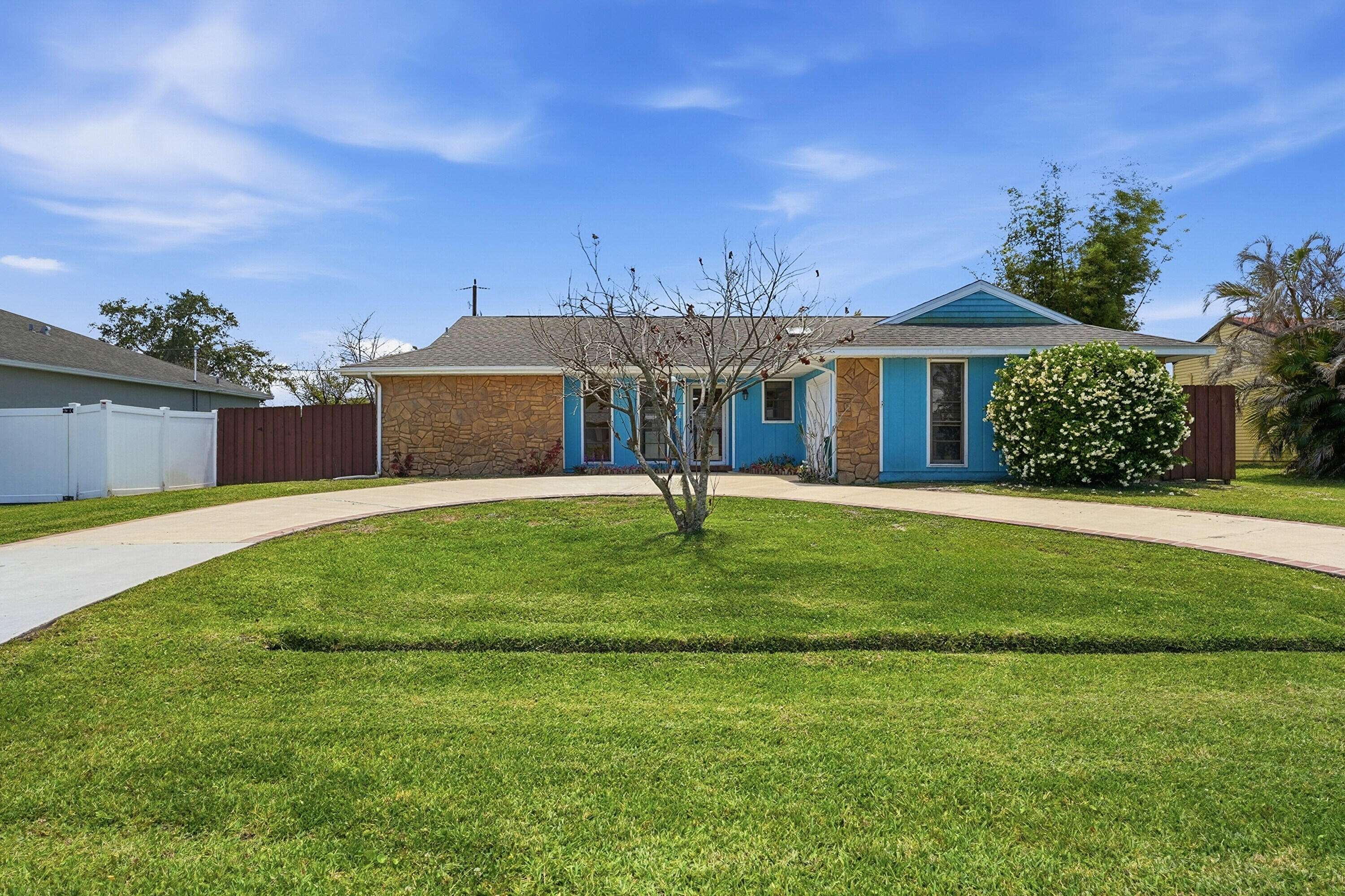 PORT ST LUCIE SECTION 3 - Residential