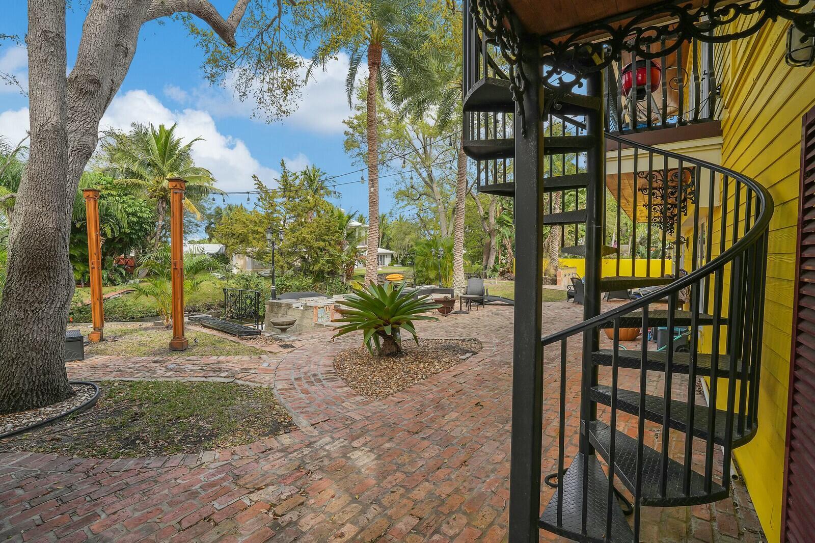 Cove Point - Residential