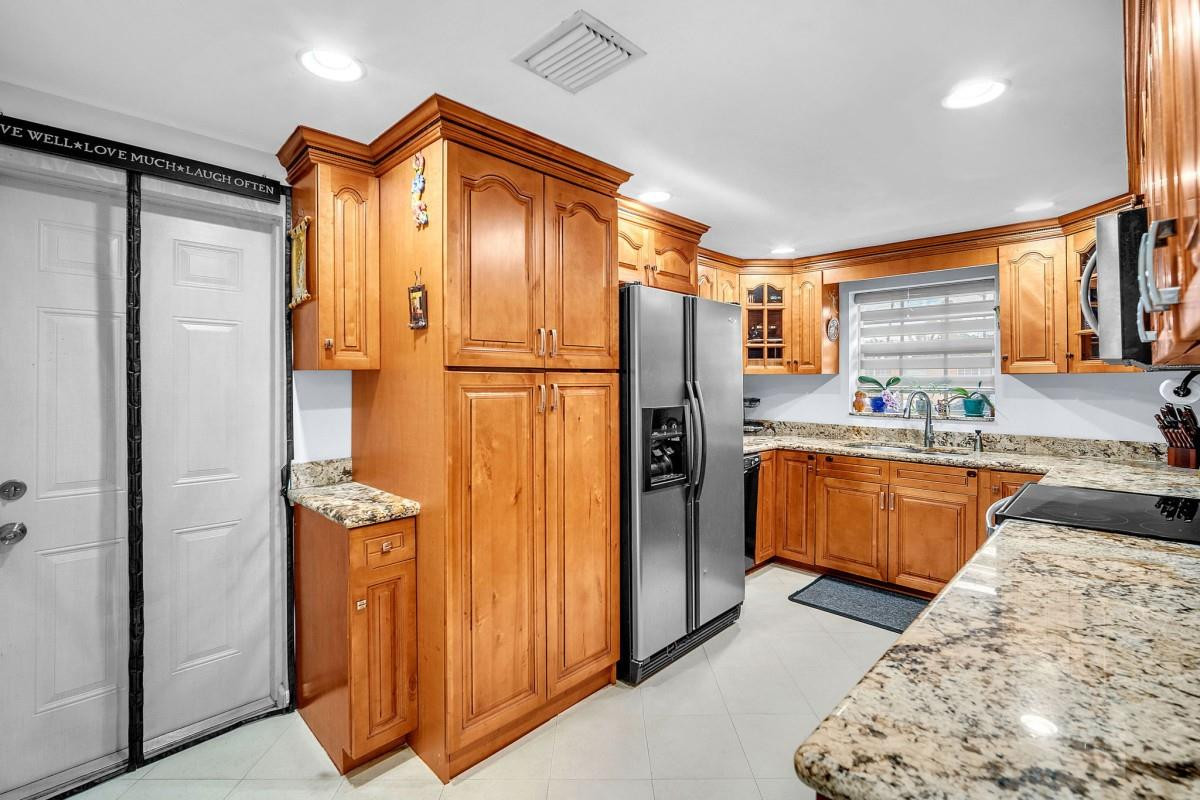 Cresthaven - Residential