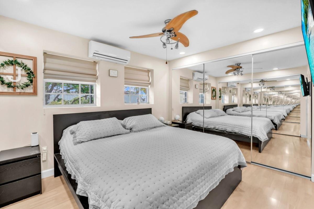 Cresthaven - Residential