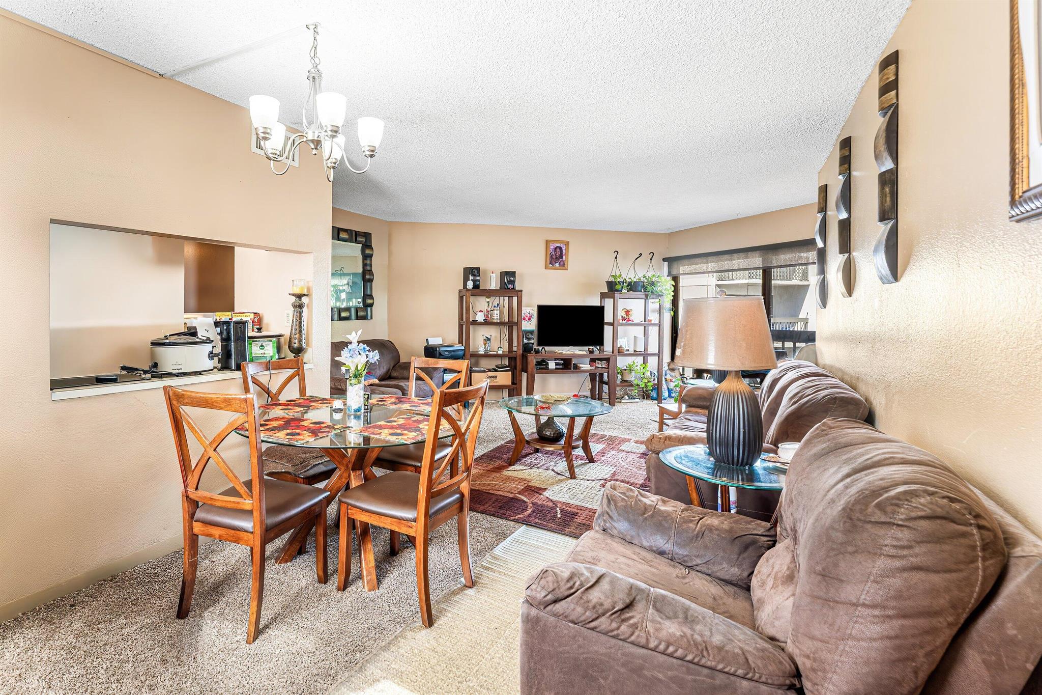 View photos, virtual tours, details... 1820 N Congress Avenue 304