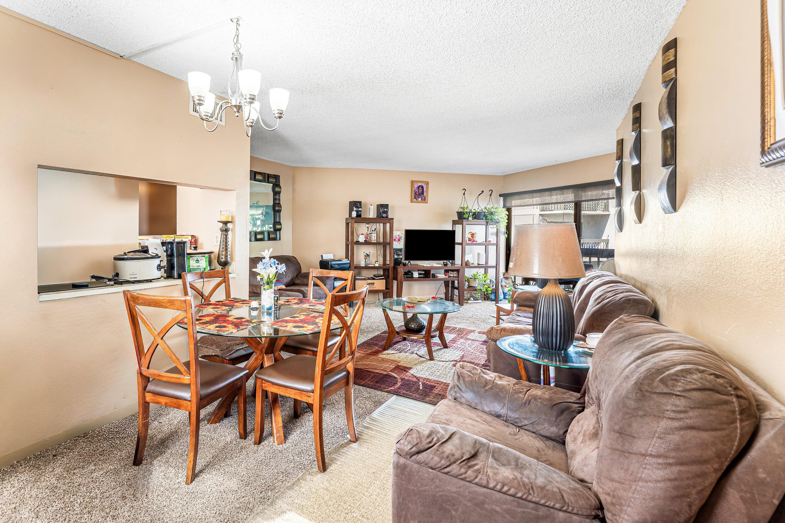 PRESIDENTIAL GOLFVIEW CON - Residential