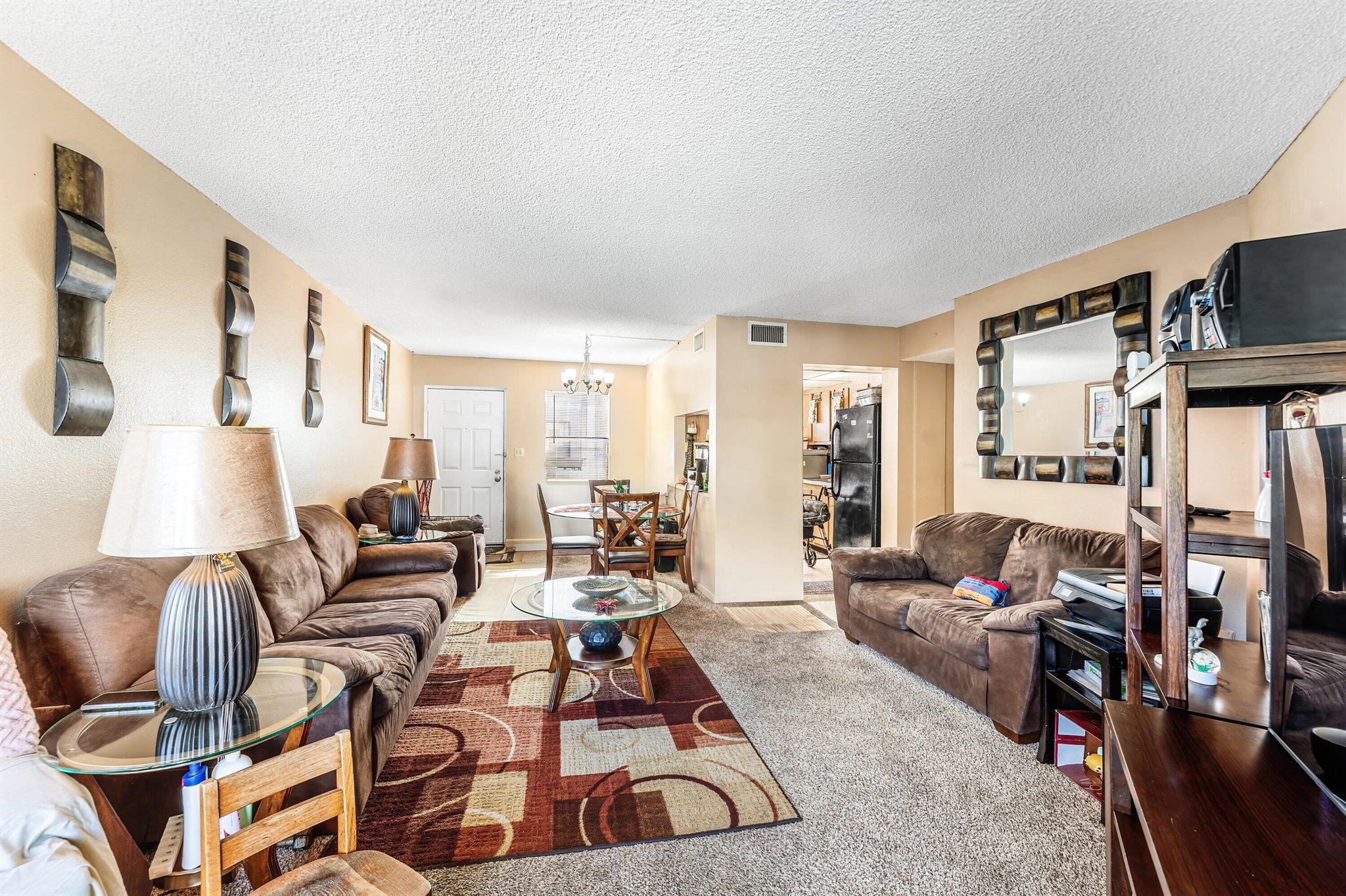 PRESIDENTIAL GOLFVIEW CON - Residential