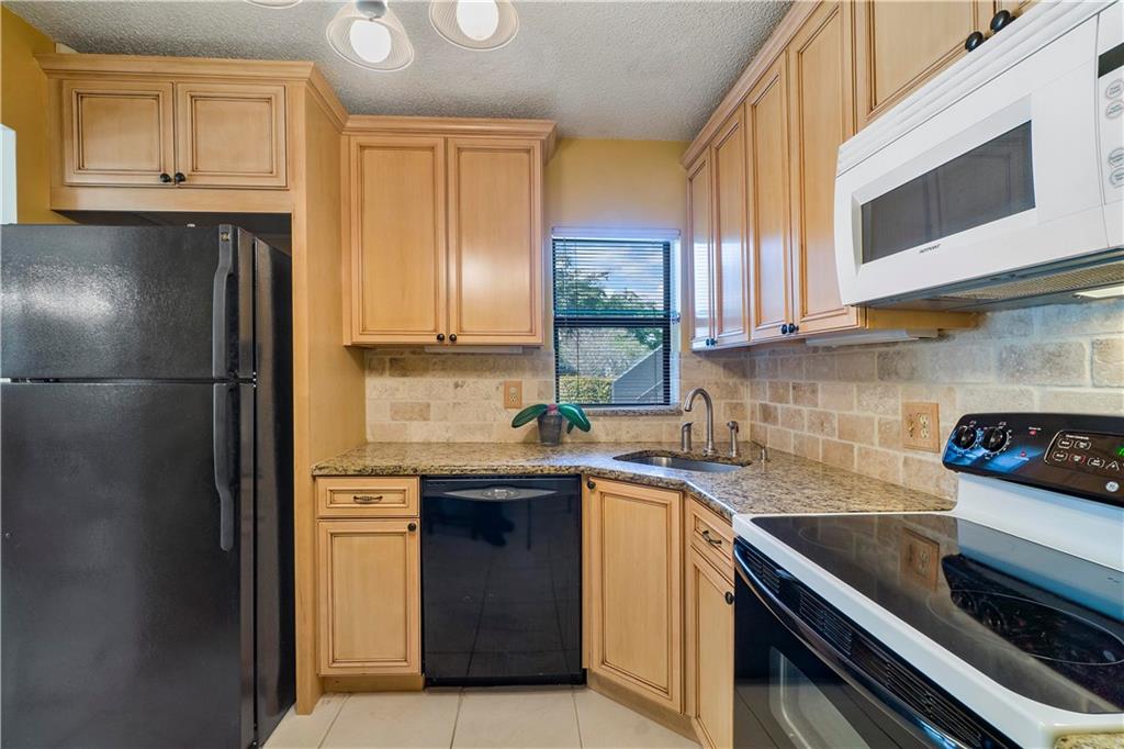 Baywood Village II-D - Residential