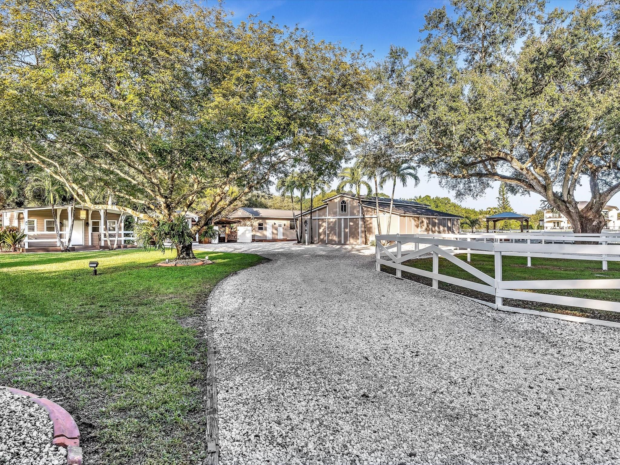 Everglade Sugar & Land Co - Residential