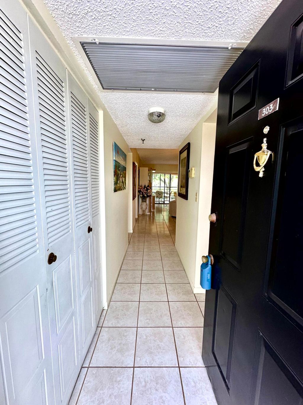 Photo of 9235 SW 8th Street #303, Boca Raton, FL 33428 (MLS # R11001646)