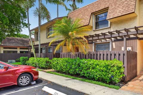 Tiny photo for 1133 NW 79th Drive, Plantation, FL 33322 (MLS # B26051339)