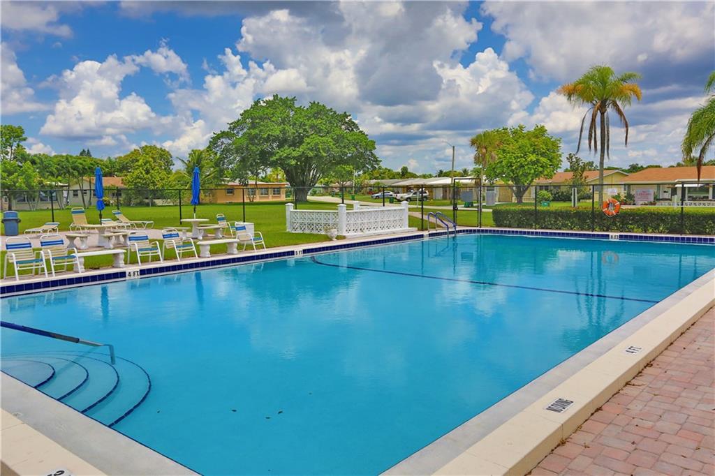 MAINLANDS OF TAMARAC LAKE - Residential