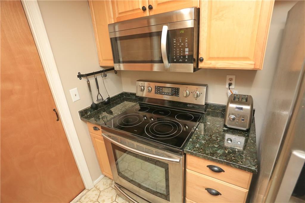 MAINLANDS OF TAMARAC LAKE - Residential