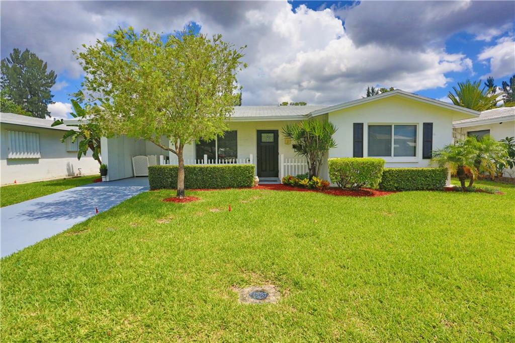 MAINLANDS OF TAMARAC LAKE - Residential