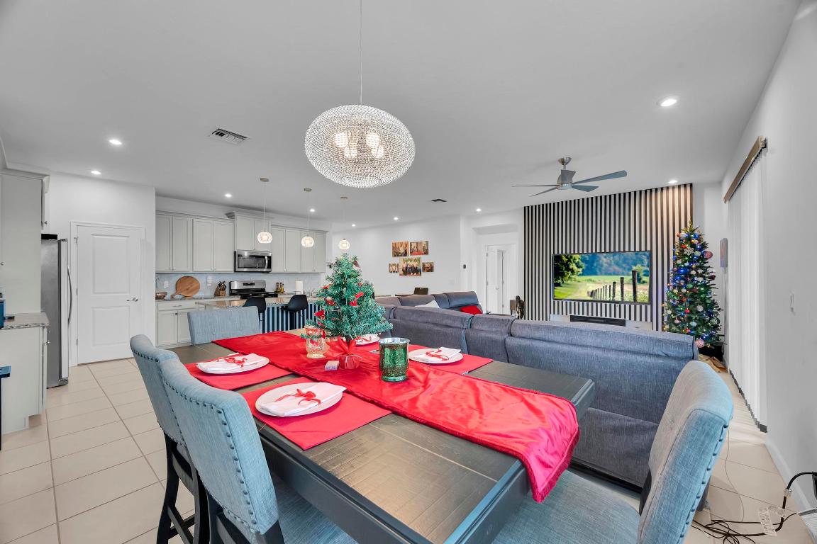 CADENCE PHASE 1 - Residential Lease