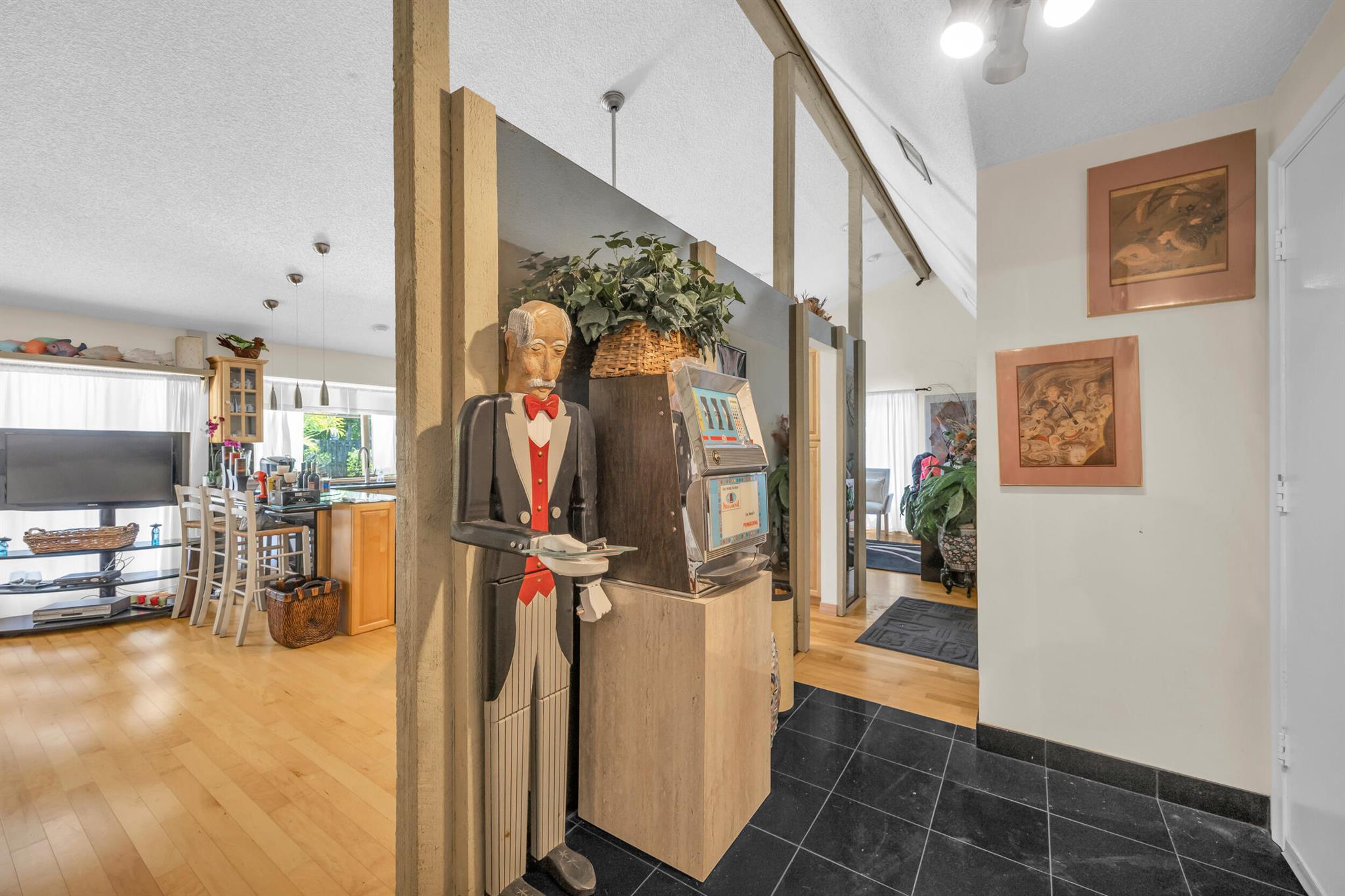 9070 NW 16th Street