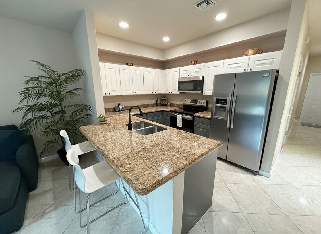 Bella Villagio - Residential