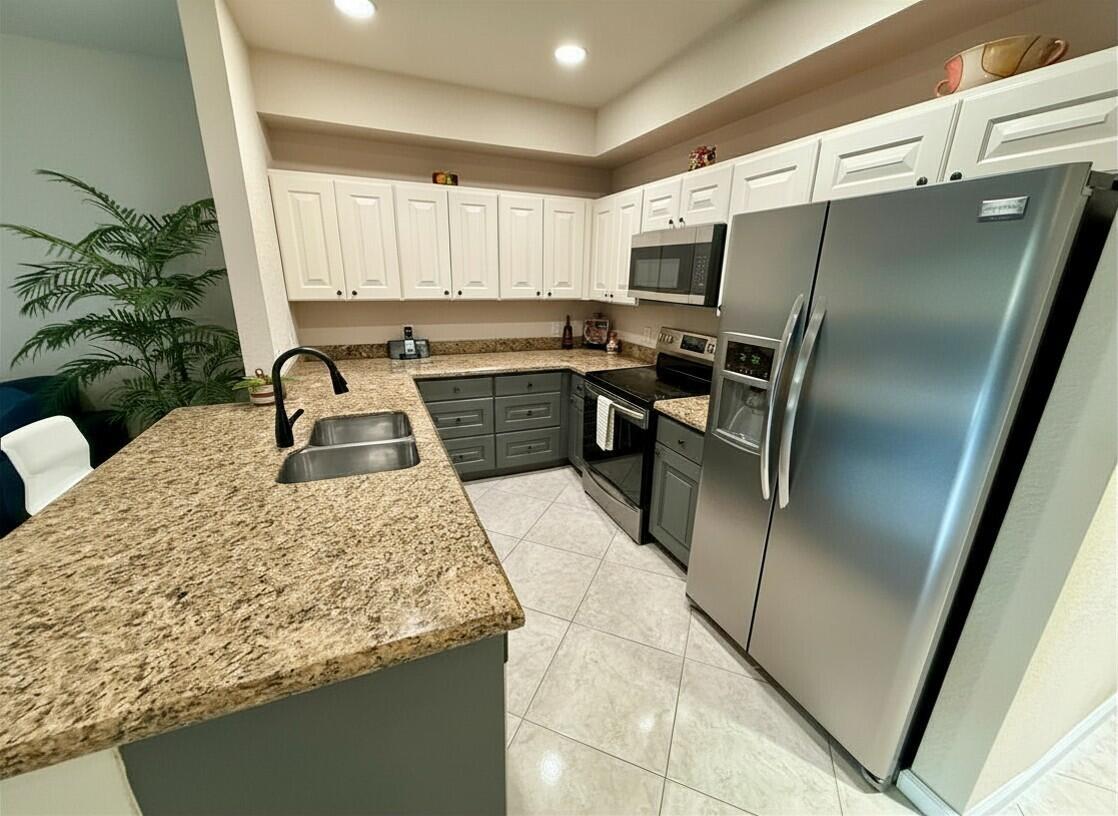 Bella Villagio - Residential