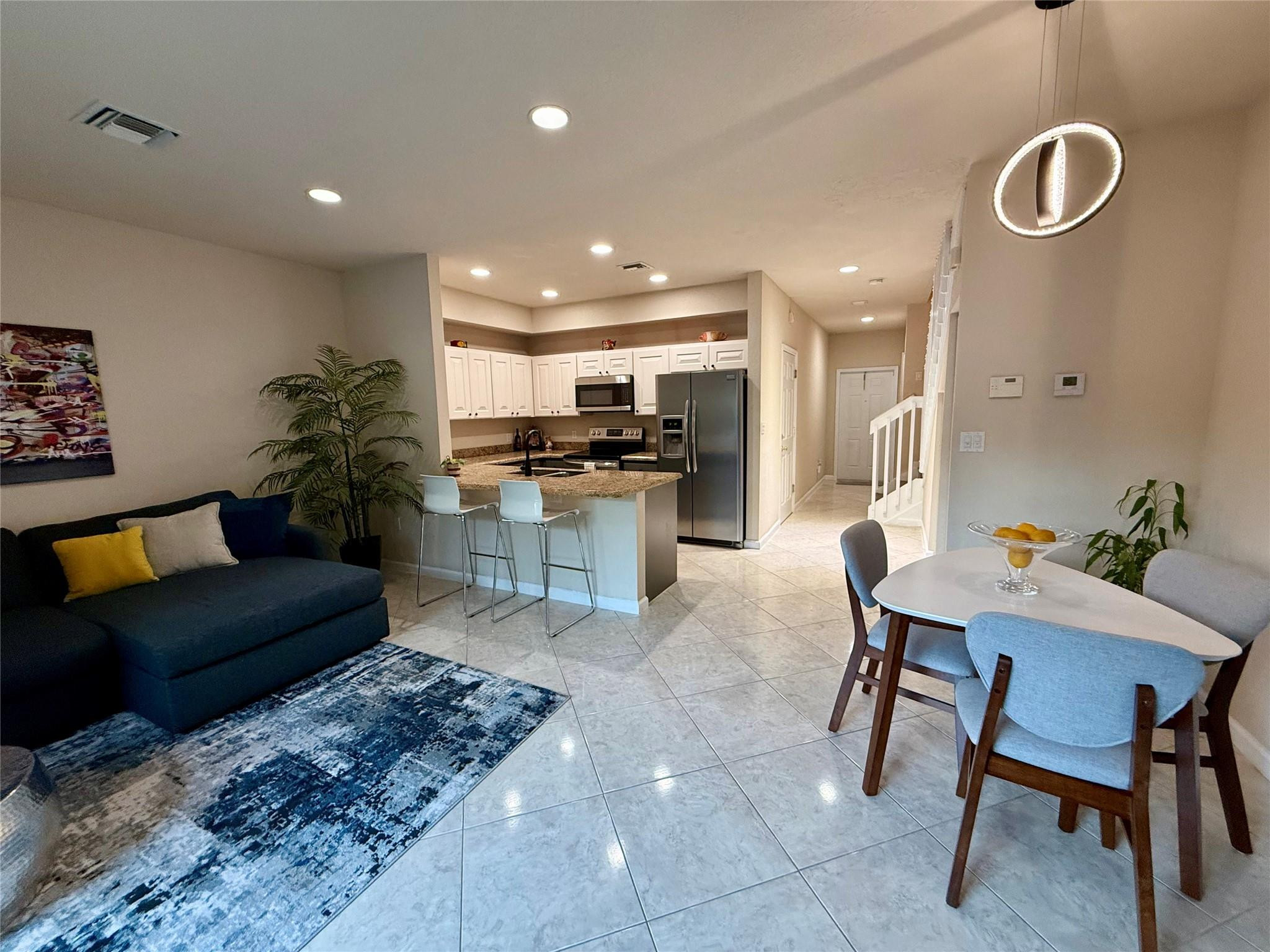 Bella Villagio - Residential