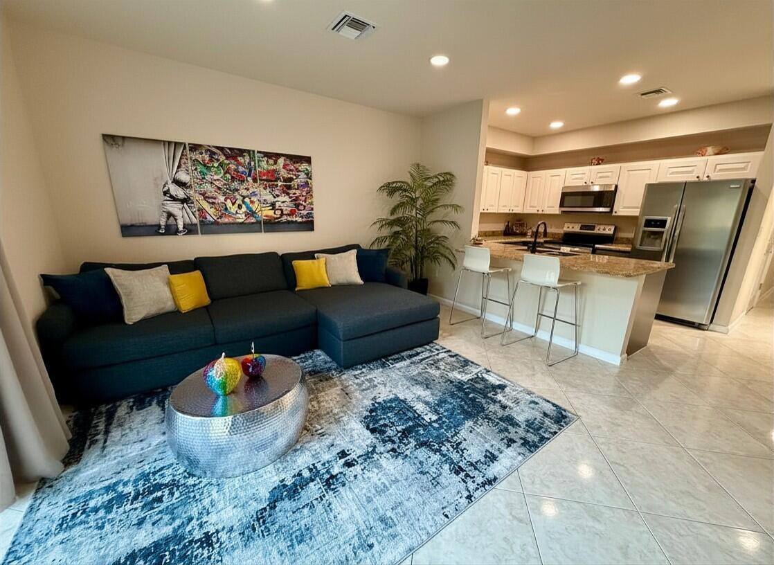 Bella Villagio - Residential