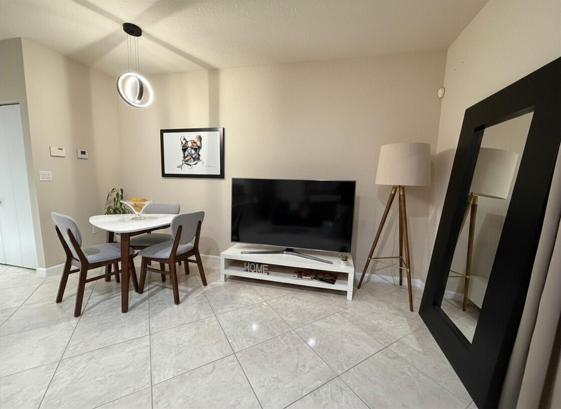 Bella Villagio - Residential