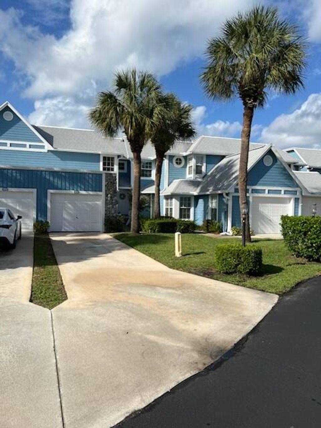 Photo of 809 Ocean Dunes Circle Circle, Jupiter, FL 33477 (MLS # B26006511)