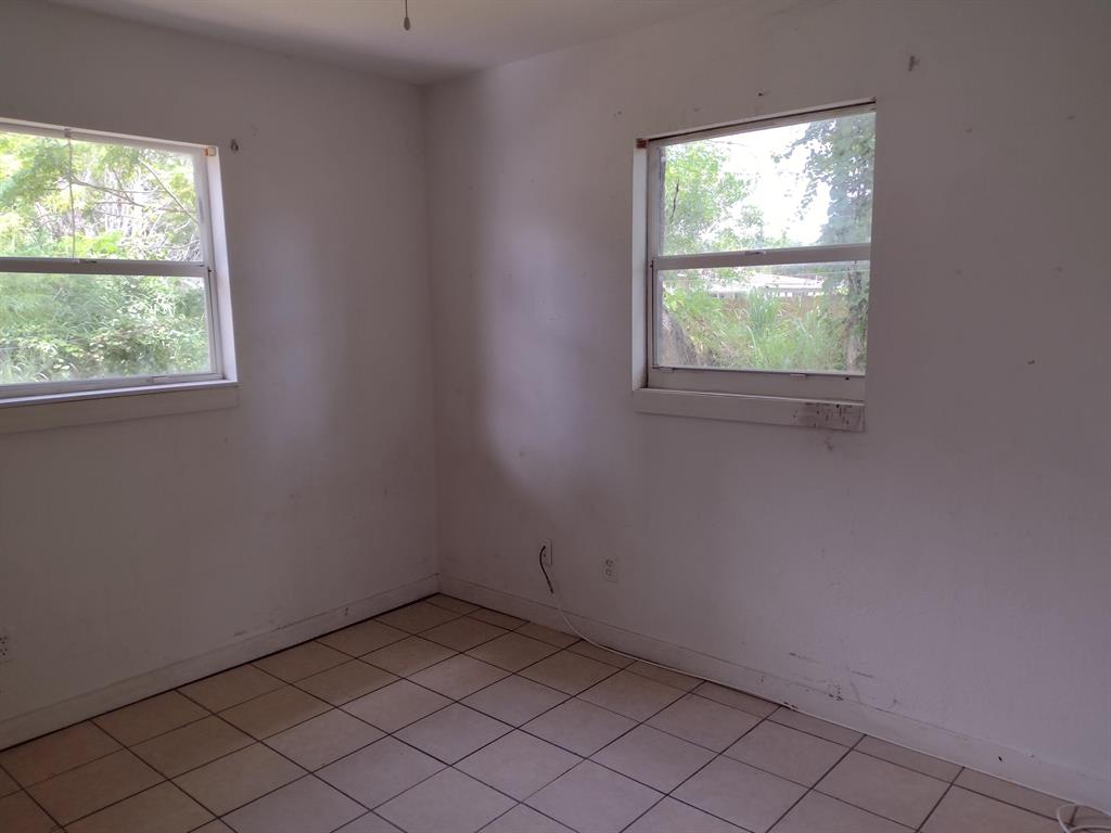 PINEVIEW PARK UNIT NO 2 - Residential