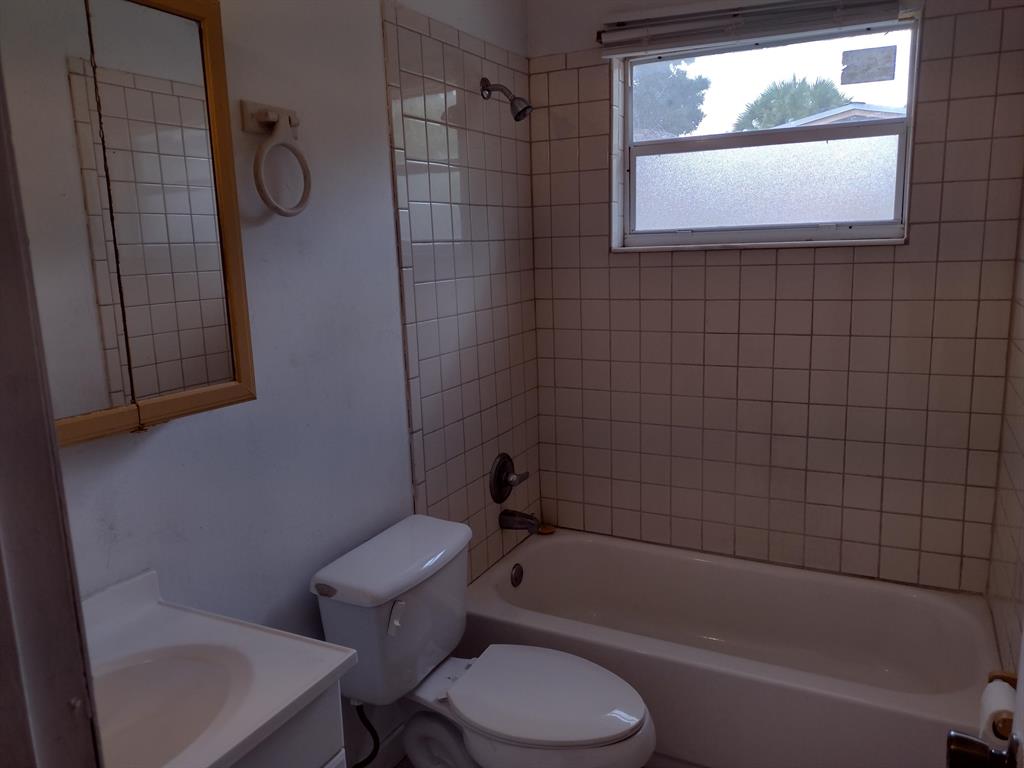 PINEVIEW PARK UNIT NO 2 - Residential