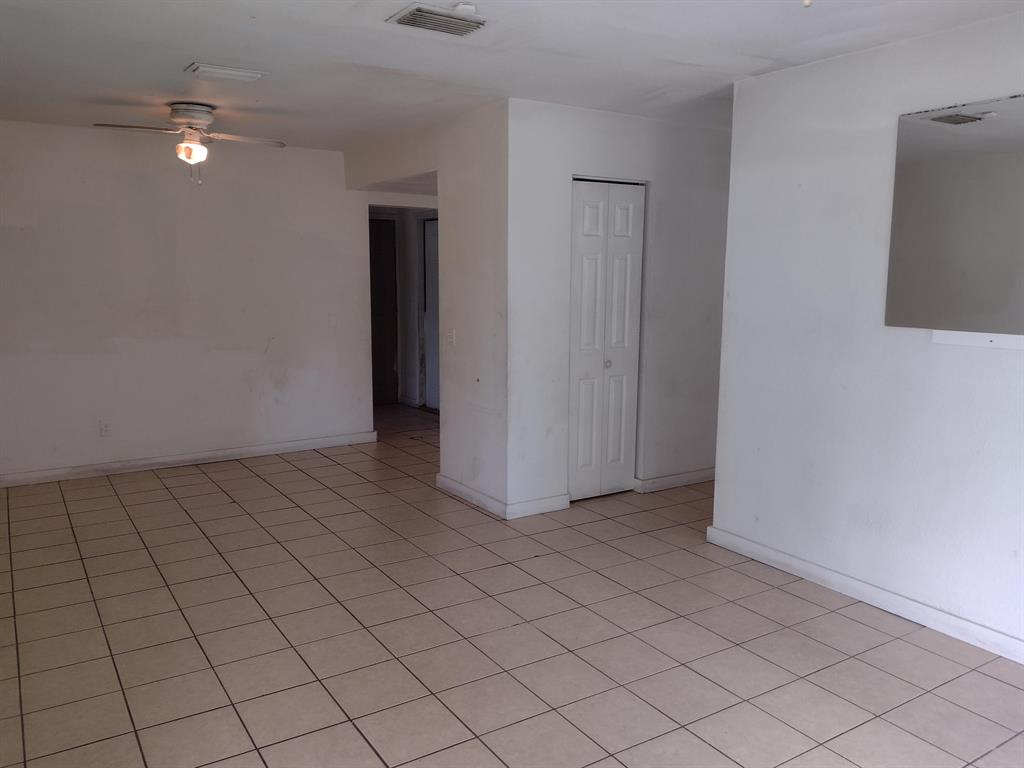 PINEVIEW PARK UNIT NO 2 - Residential