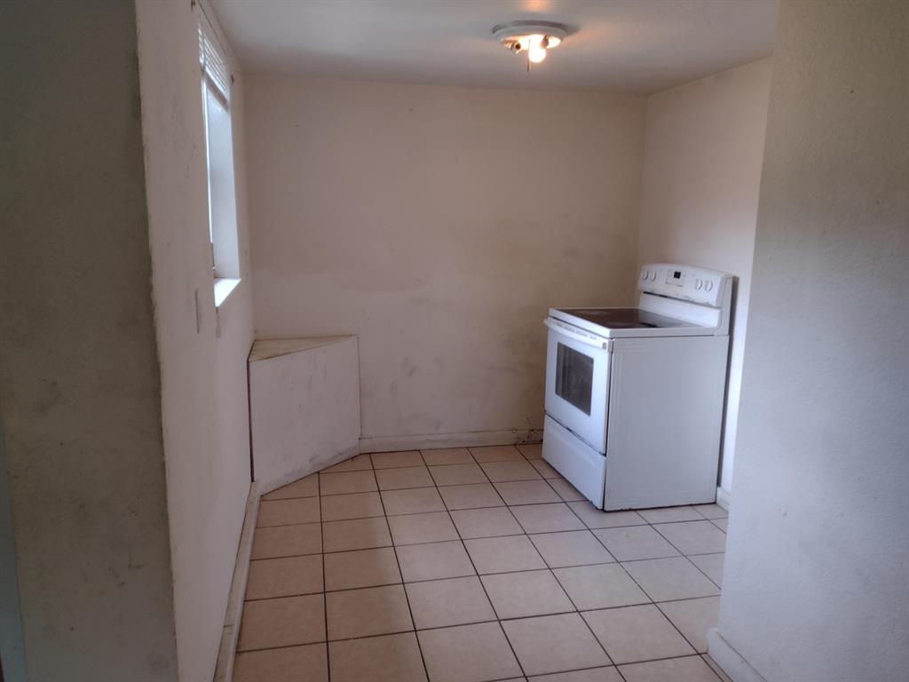 PINEVIEW PARK UNIT NO 2 - Residential