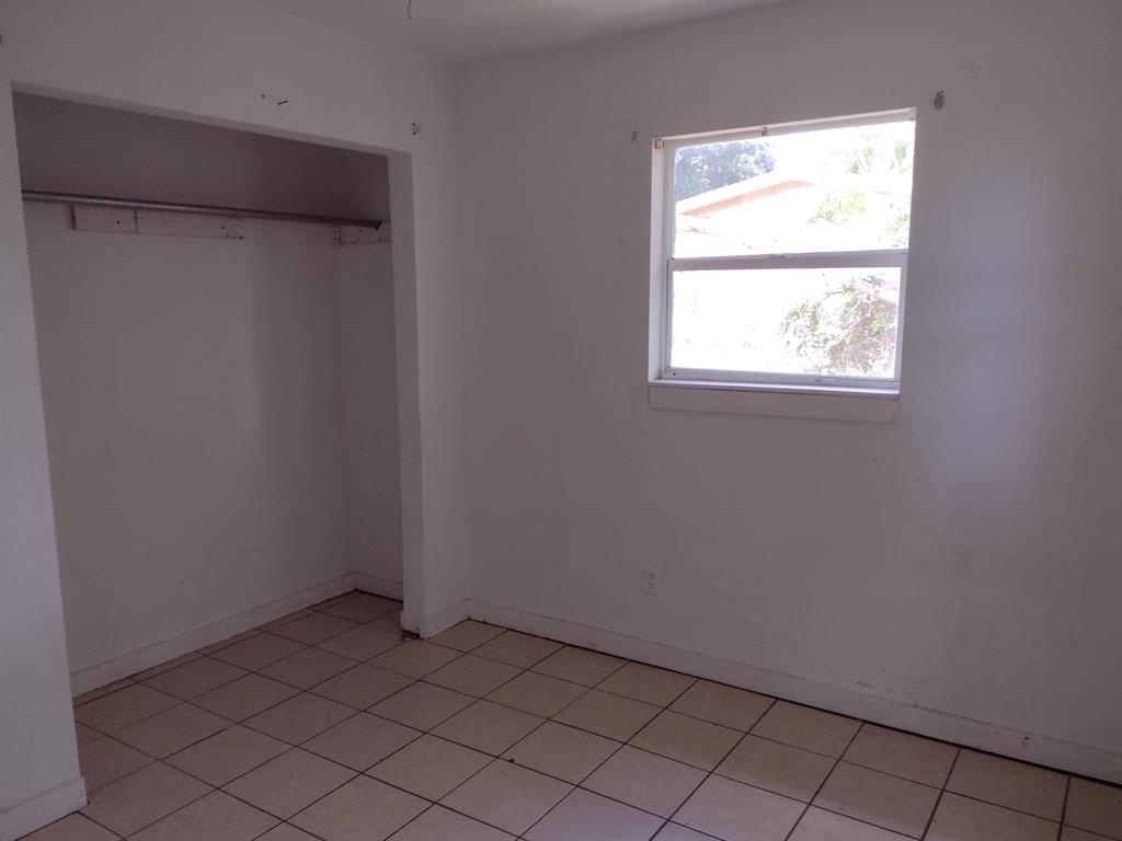 PINEVIEW PARK UNIT NO 2 - Residential