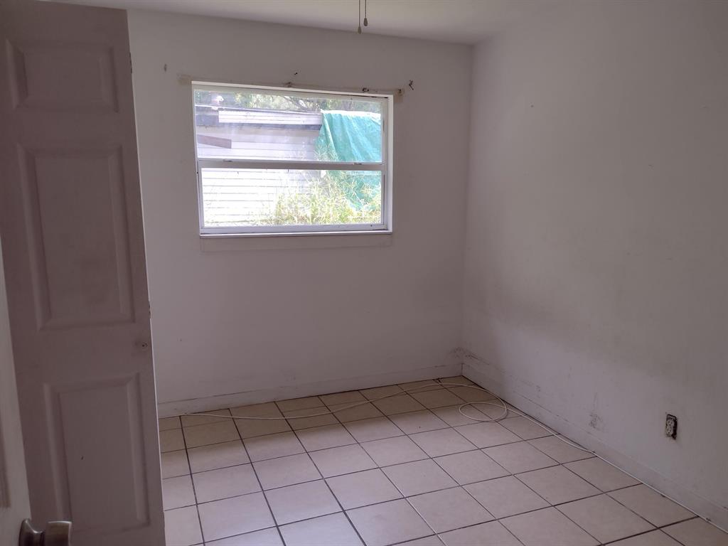 PINEVIEW PARK UNIT NO 2 - Residential