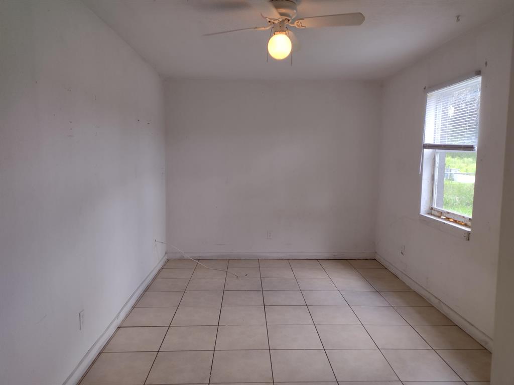 PINEVIEW PARK UNIT NO 2 - Residential